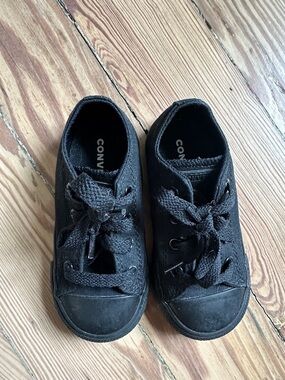 Converse Kids Black Canvas Low-Top Sneakers